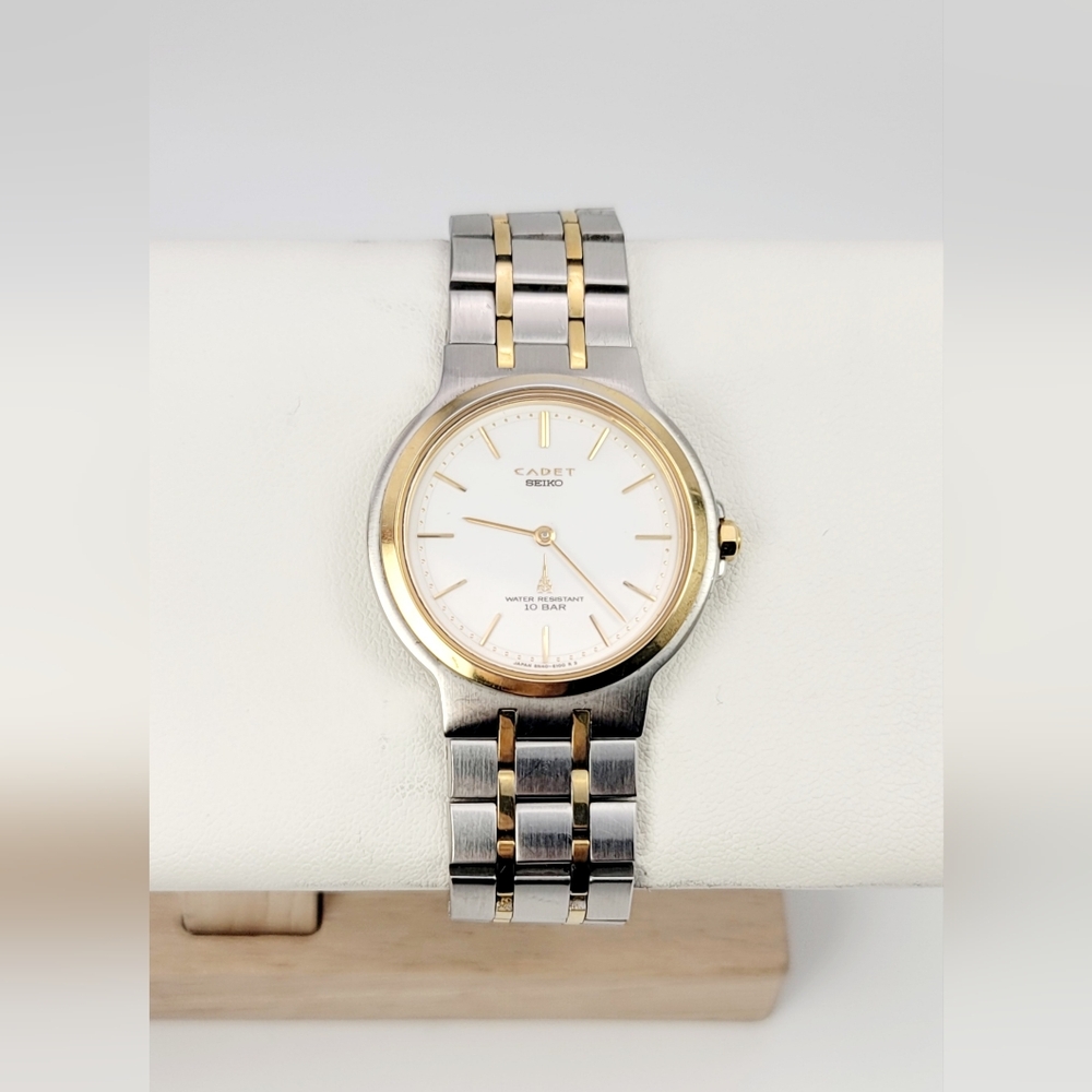 Vintage Seiko Cadet 8N40-6070 Quartz Two-Tone Dress Watch 33 mm Japan